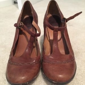 Stacked heel Mary Jane in Women